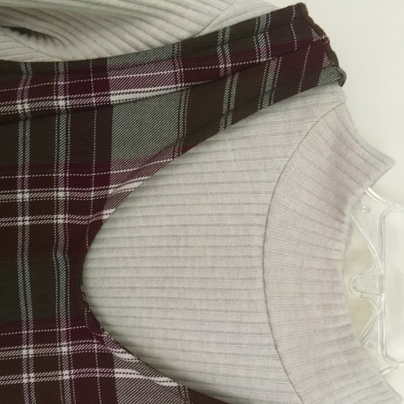 Brown plaid turtleneck jumper pinafore - Picture 3 of 4